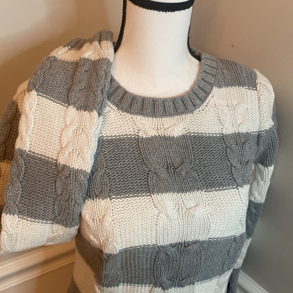 Thick Cable Knit Sweater Size Medium - image 2